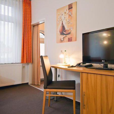 Hotel Schaper Целле Экстерьер фото