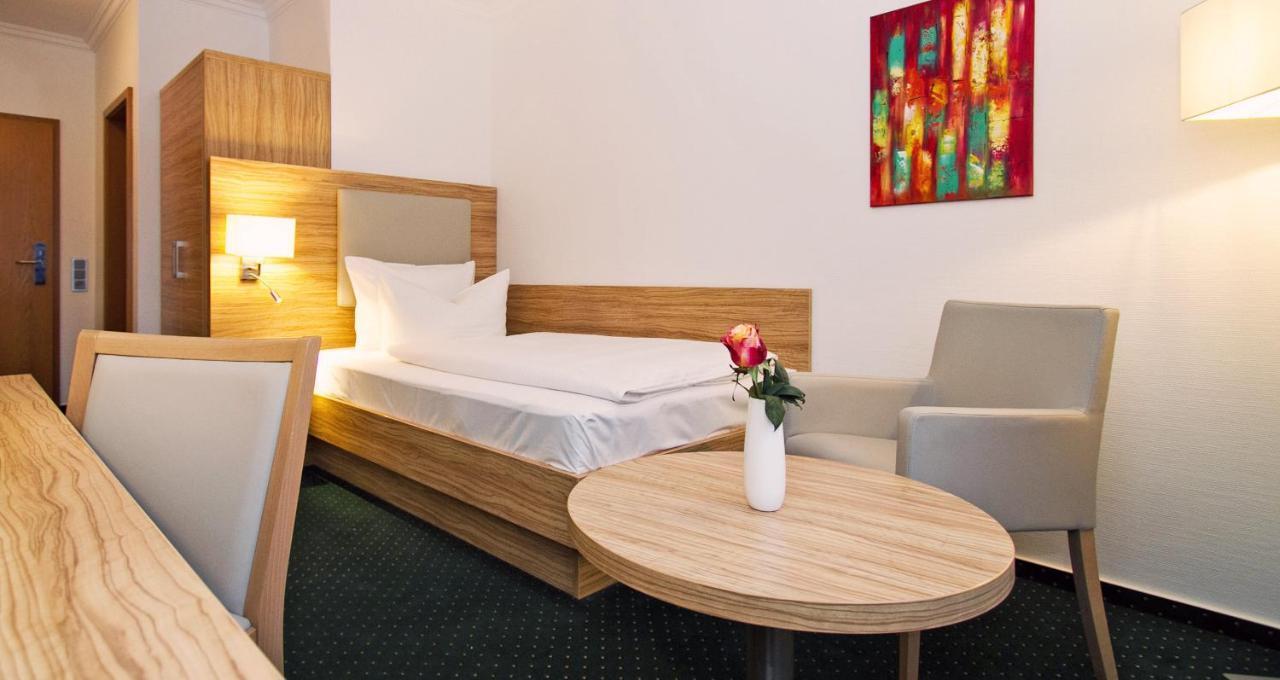 Hotel Schaper Целле Экстерьер фото